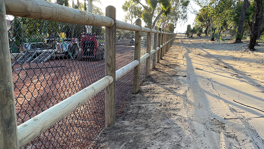 heritage-fencing-signage-brisbane-2